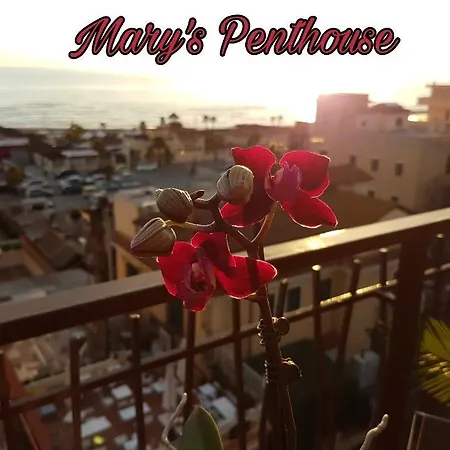 Mary's Penthouse Ostia